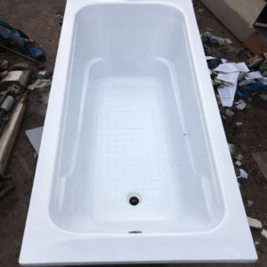 baignoire-simple-acrylique-complete-180x80x60-cm-emaillee-blanche