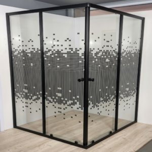 Cabine de douche d’angle avec profilés noirs – verre décor pixel