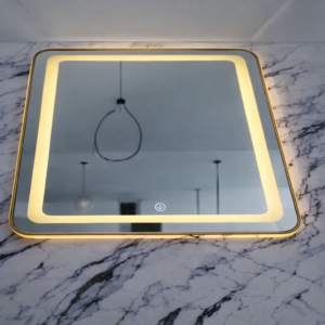 miroir-led-rectangulaire-80x60-cm-cadre-lumineux-dore