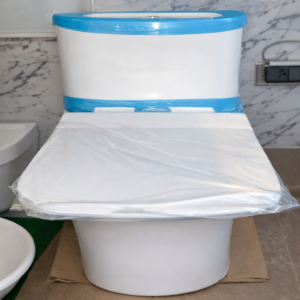 WC suspendu collé mural – chasse d’eau bleu compact